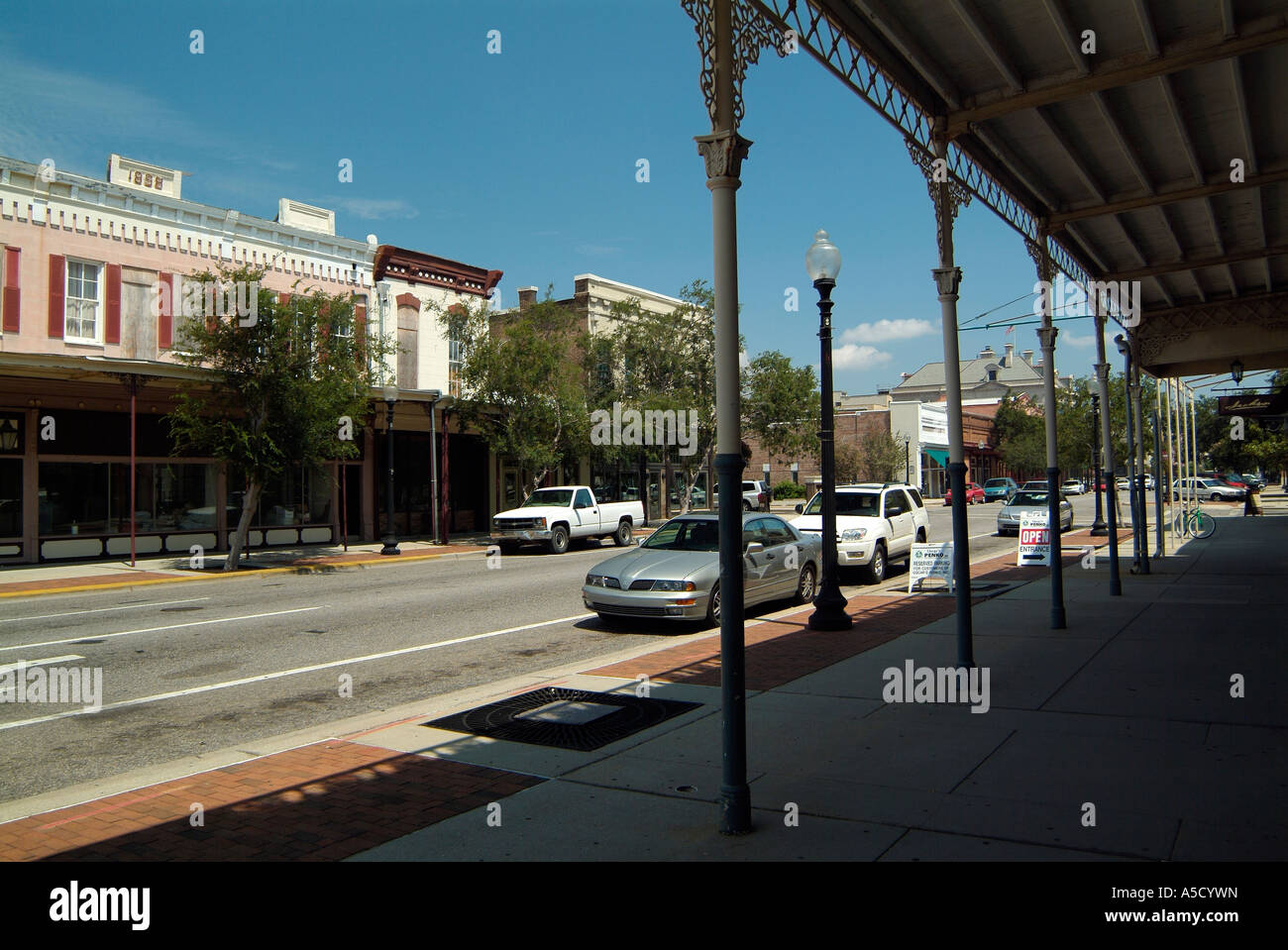 El centro de la ciudad de Pensacola, Florida, en el Golfo de México Fotografía de stock - Alamy El centro de la ciudad de Pensacola, Florida, en el Golfo de México Fotografía de stock - Alamy