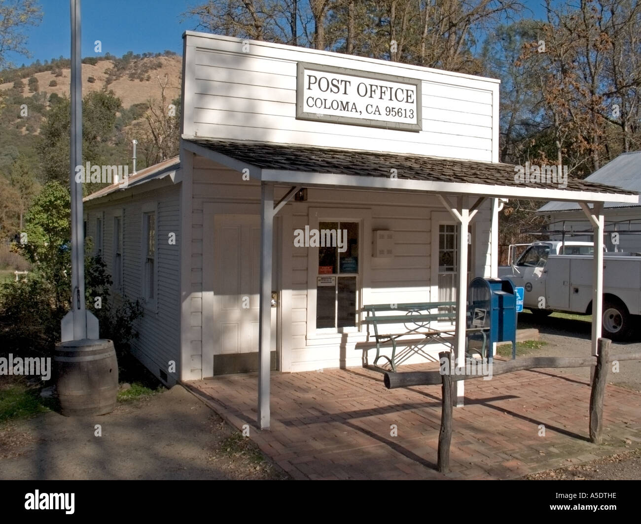 US Post Office en el centro de descubrimiento de oro en California Coloma  State Historic Park Fotografía de stock - Alamy