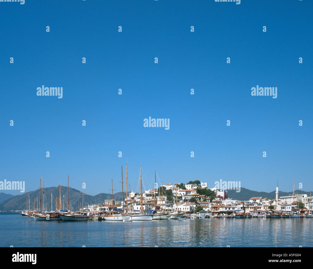 Puerto y Ciudad Vieja, Marmaris, Turquía Foto de stock