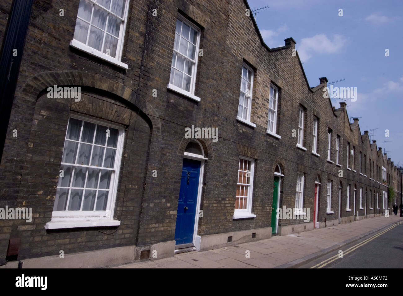 Roupell Street South London área de conservación con casas adosadas victorianas y lámpara de gas catalogado de grado 2 estándares Foto de stock