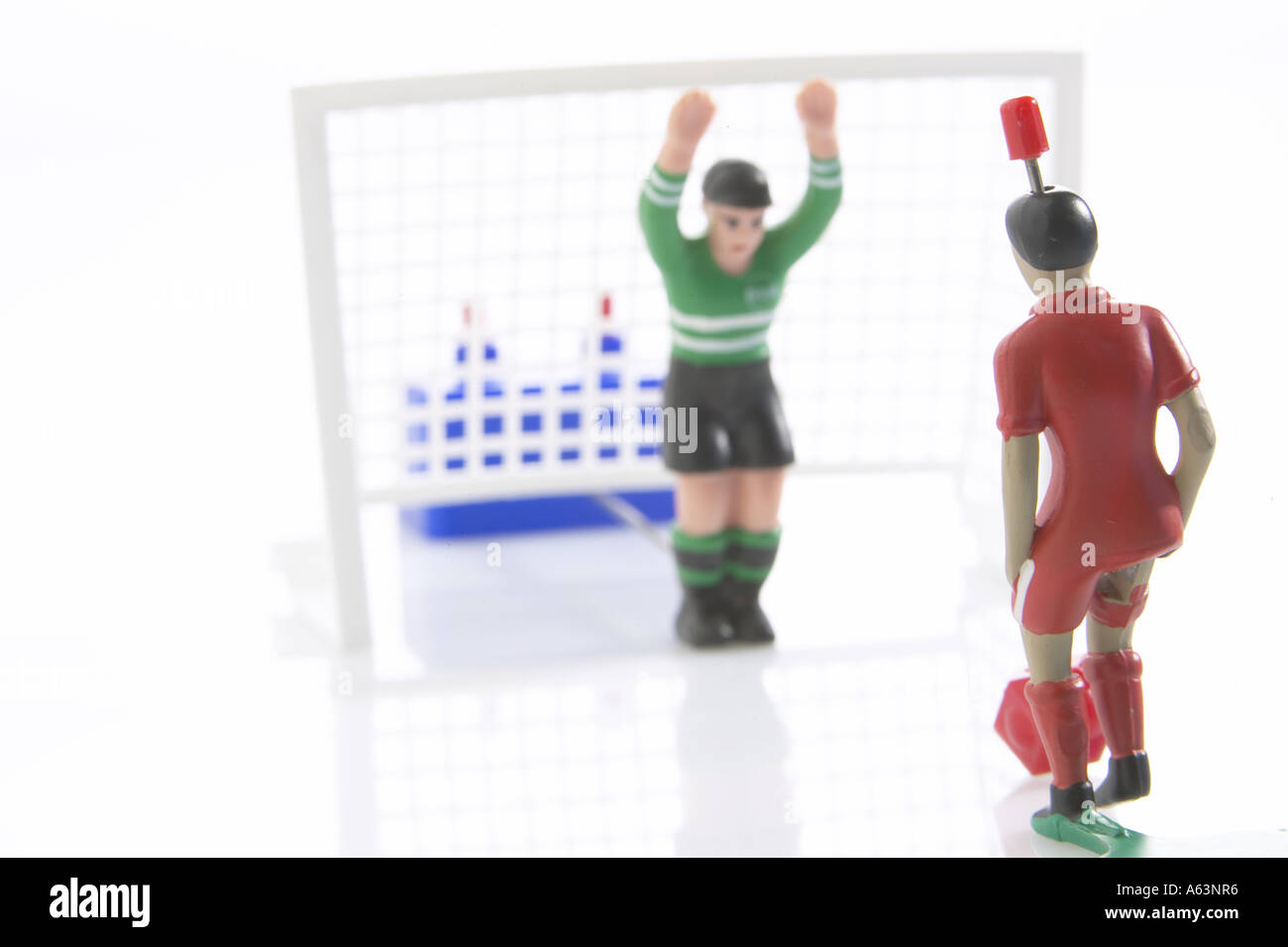 Close-up de figuritas de jugadores de fútbol Fotografía de stock - Alamy