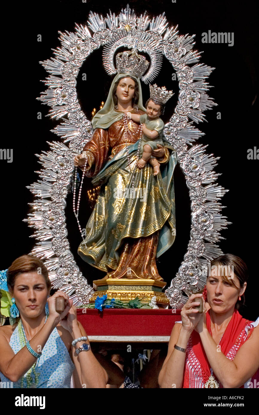 Procesión de la virgen del Rosario en fuengirola Málaga Andalucía España  Fotografía de stock - Alamy