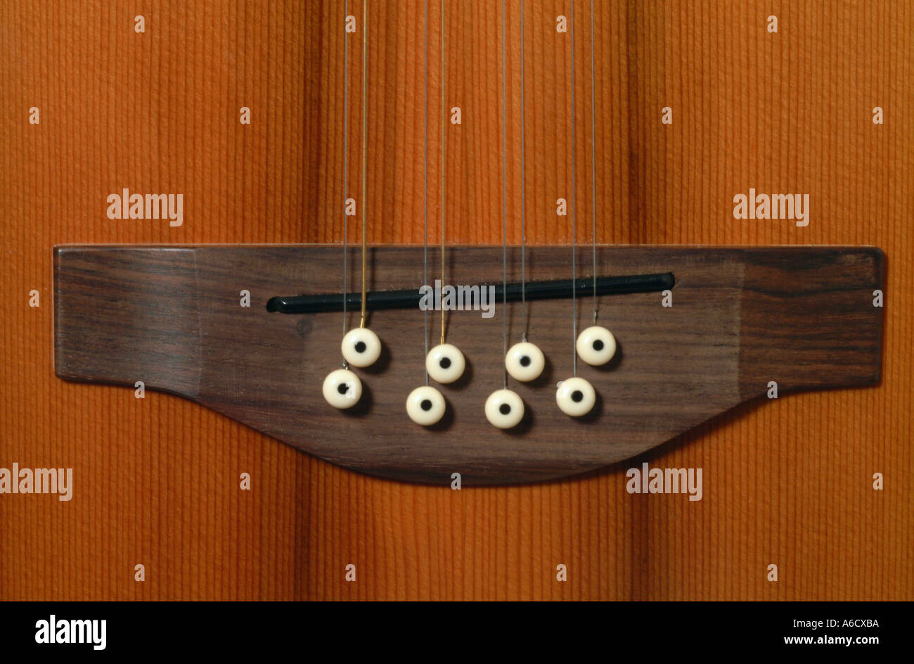 Instrumento musical bouzouki fotografías e imágenes de alta resolución