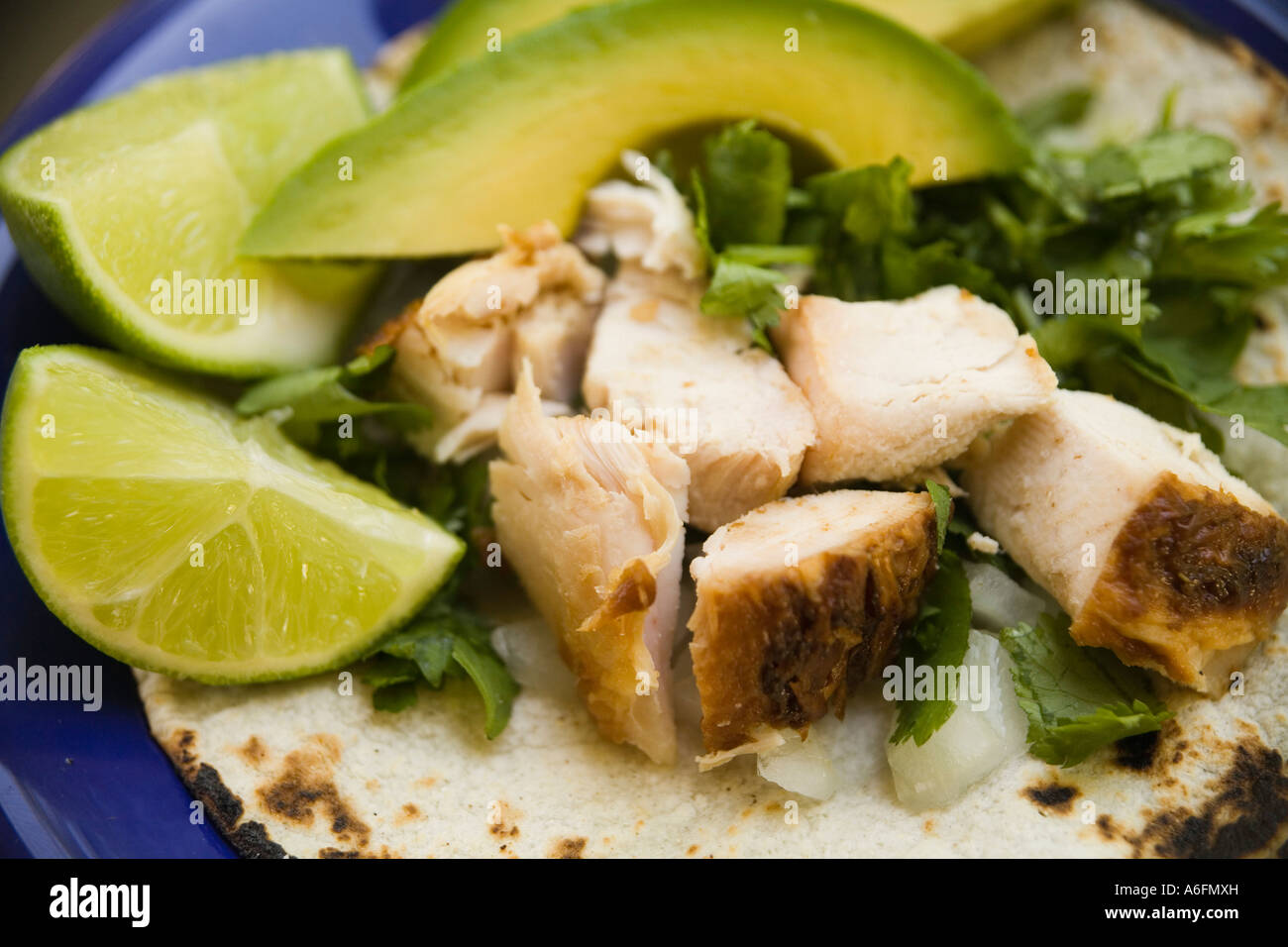 Taco de pollo al carbón cocina mexicana Fotografía de stock Alamy