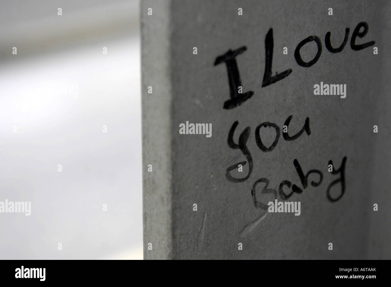 I Love You Baby Escrito Declaracion Valentine Real De Tinta Negro Metal Declaracion Amorosa Romance Adolescente Graffiti Grafitti Esperanza Conc Fotografia De Stock Alamy I Love You Baby Escrito Declaracion Valentine Real De Tinta Negro Metal Declaracion Amorosa Romance Adolescente Graffiti Grafitti Esperanza Conc Fotografia De Stock Alamy