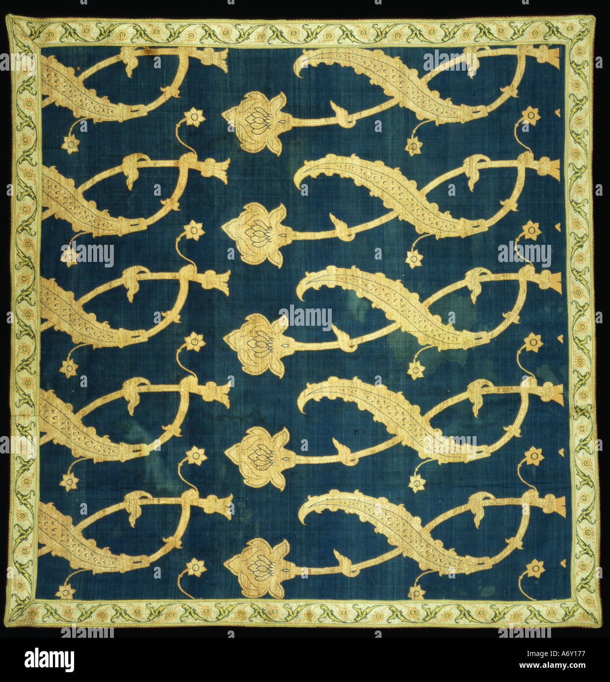La cubierta. Persia, del siglo XIX. Foto de stock