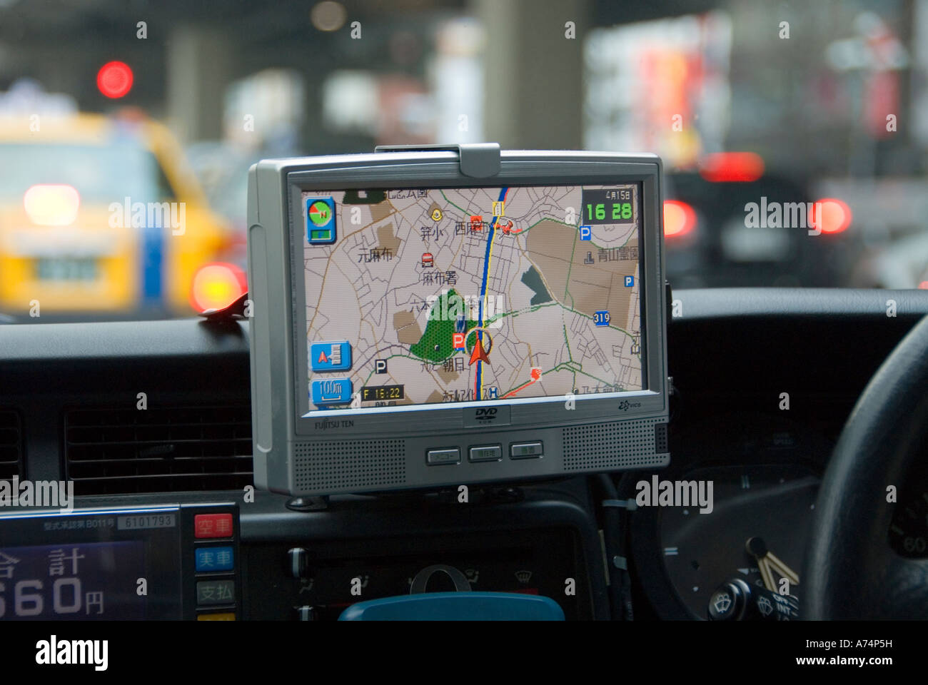 Sistema GPS en un taxi de Tokio Fotografía de stock - Alamy