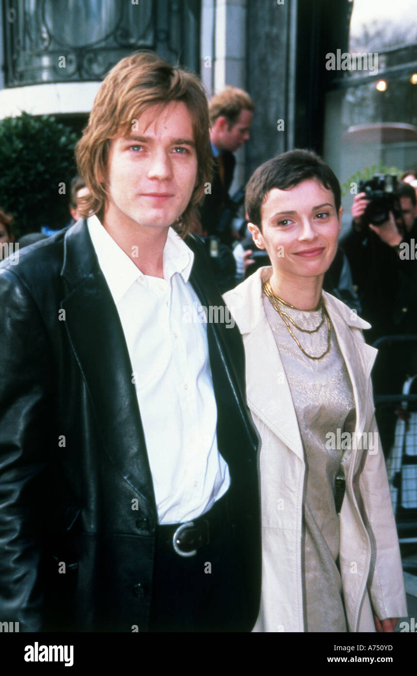 EWAN McGREGOR actor británico con su esposa Eva Foto de stock