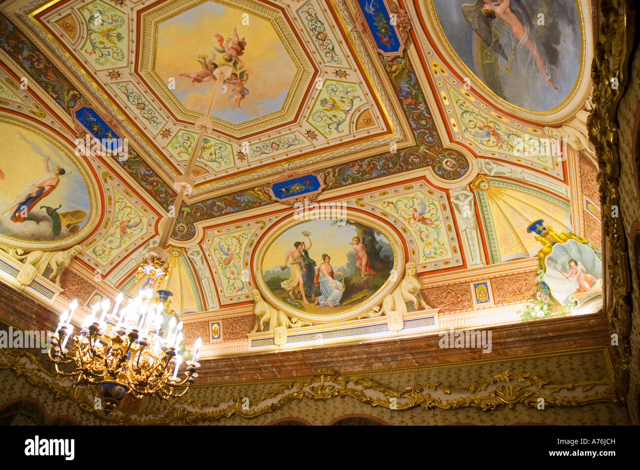 Vestidor Palacio Real de Aranjuez Comunidad Autónoma de Madrid España Foto de stock