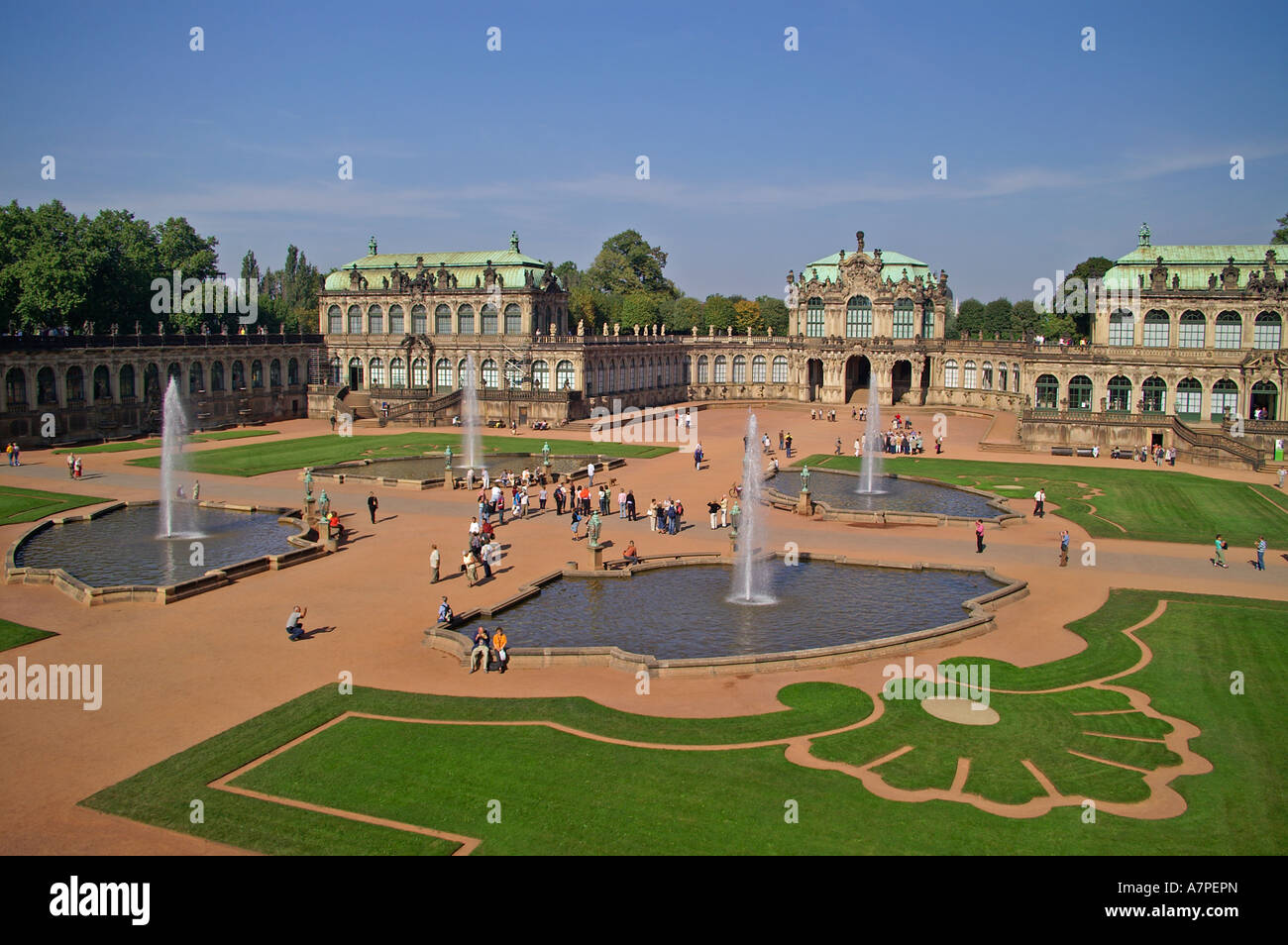 Pavillon en Zwingerhof Zwinger de Dresde Foto de stock