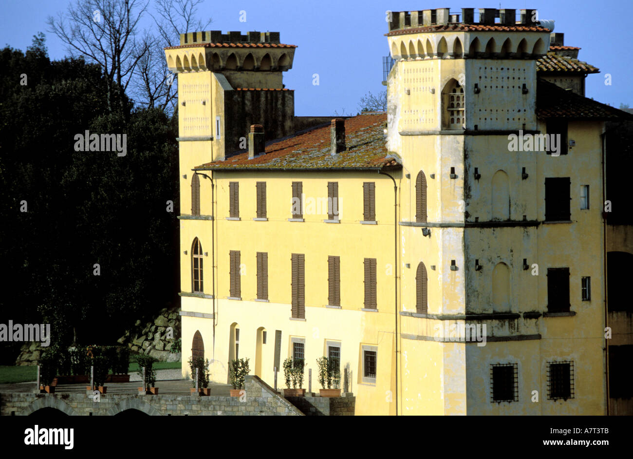 Italia, Toscana, Sant'Agata, agroturismo (granja) Villa I Bonsi en las laderas del Pratomagno Foto de stock