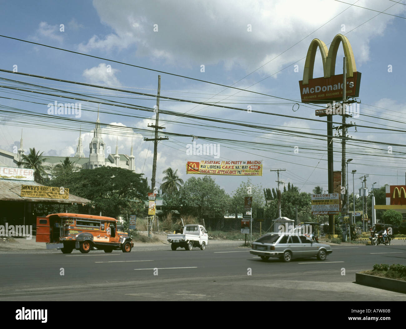 Filipinas en Manila de muchos Macdonalds Foto de stock