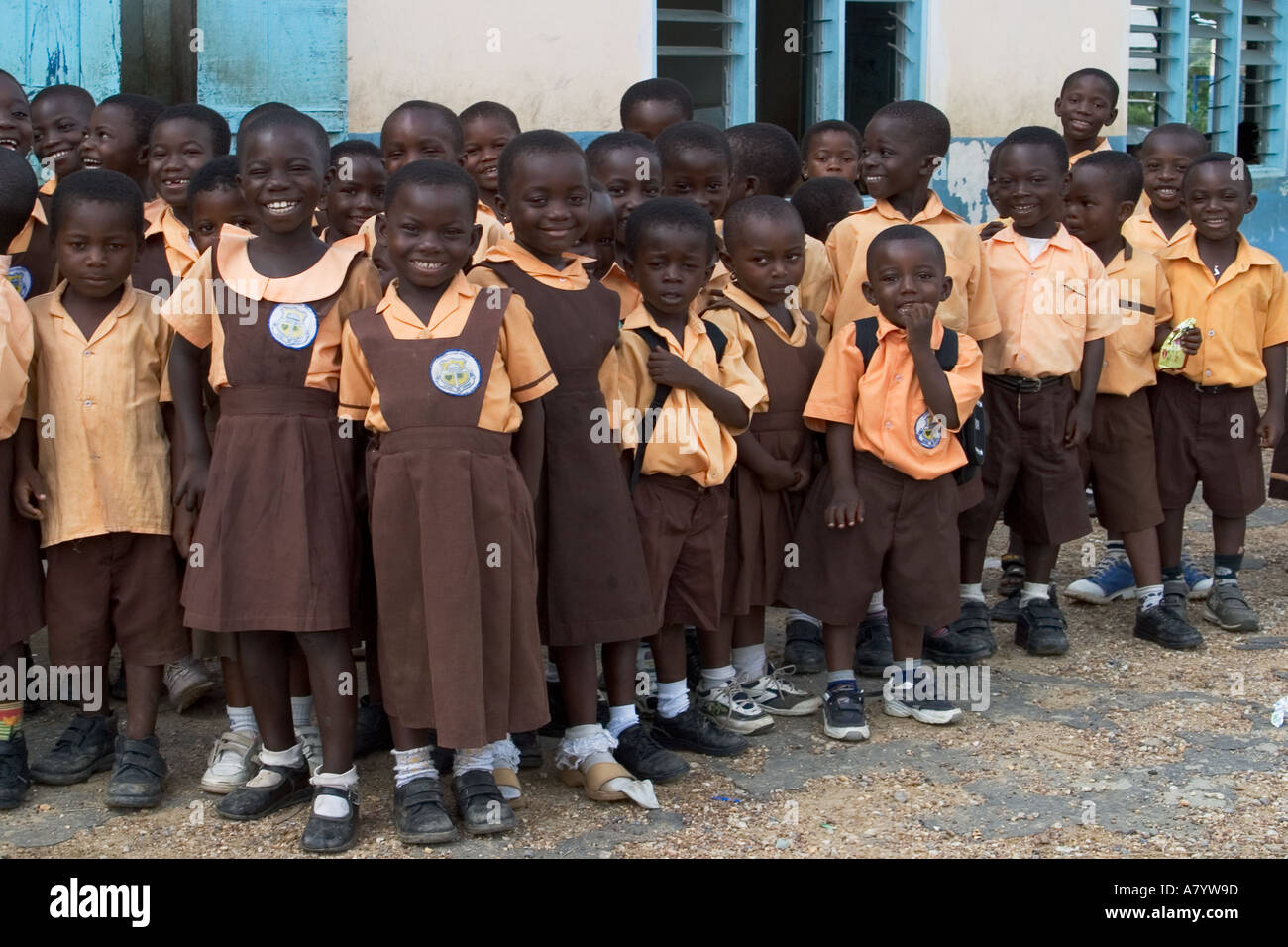 Ghana school uniform fotografías e imágenes de alta resolución Alamy