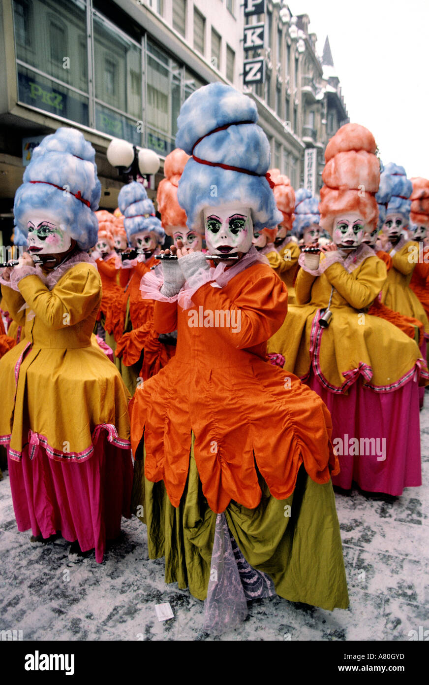 Flauta suiza fotografías e imágenes de alta resolución Alamy