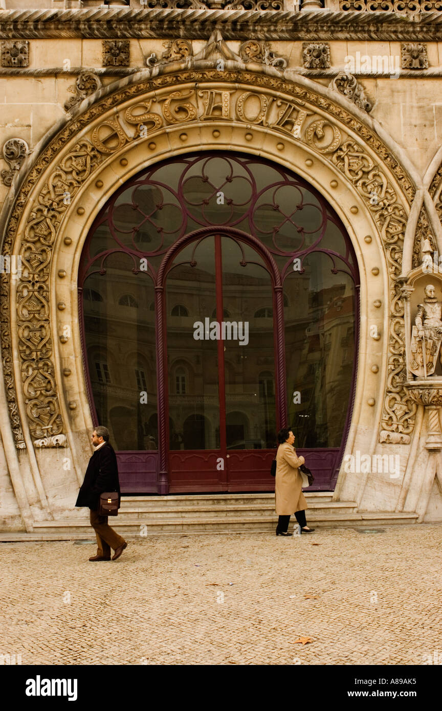 Portugal, Lisboa, la puerta de la estación de tren Foto de stock