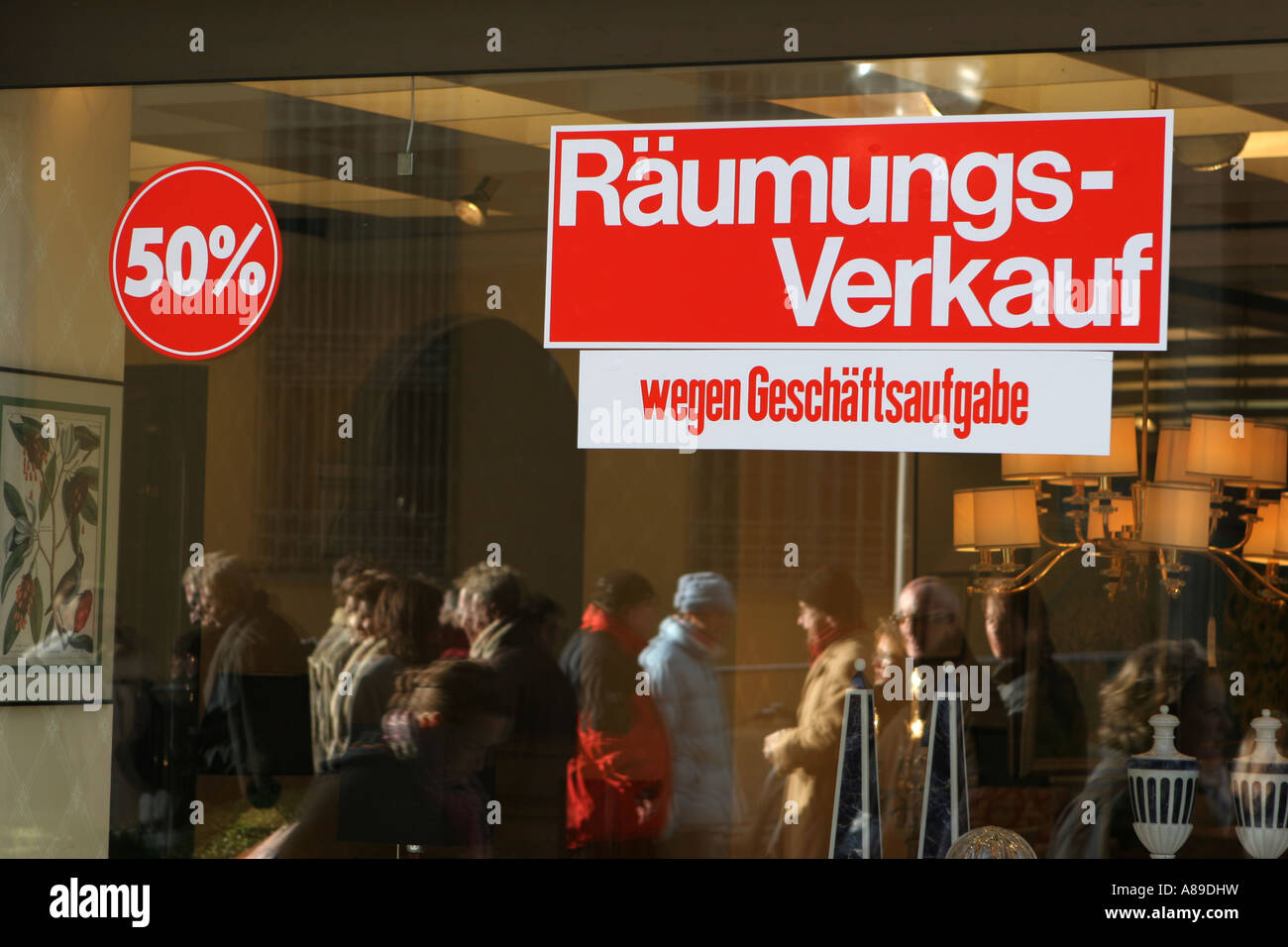 Borrado de la venta debido a cese de negocio, Munich, Baviera, Alemania Foto de stock