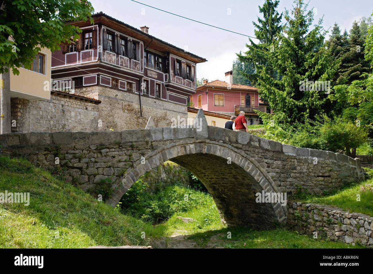 Puente de la primera bala, museo del pueblo Koprivstiza, Bulgaria Foto de stock