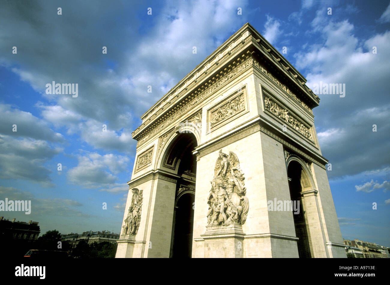 Paris Arc de Triomphe Place Charles de Gaulle Champs Elysee Etoile Francia Europa Foto de stock