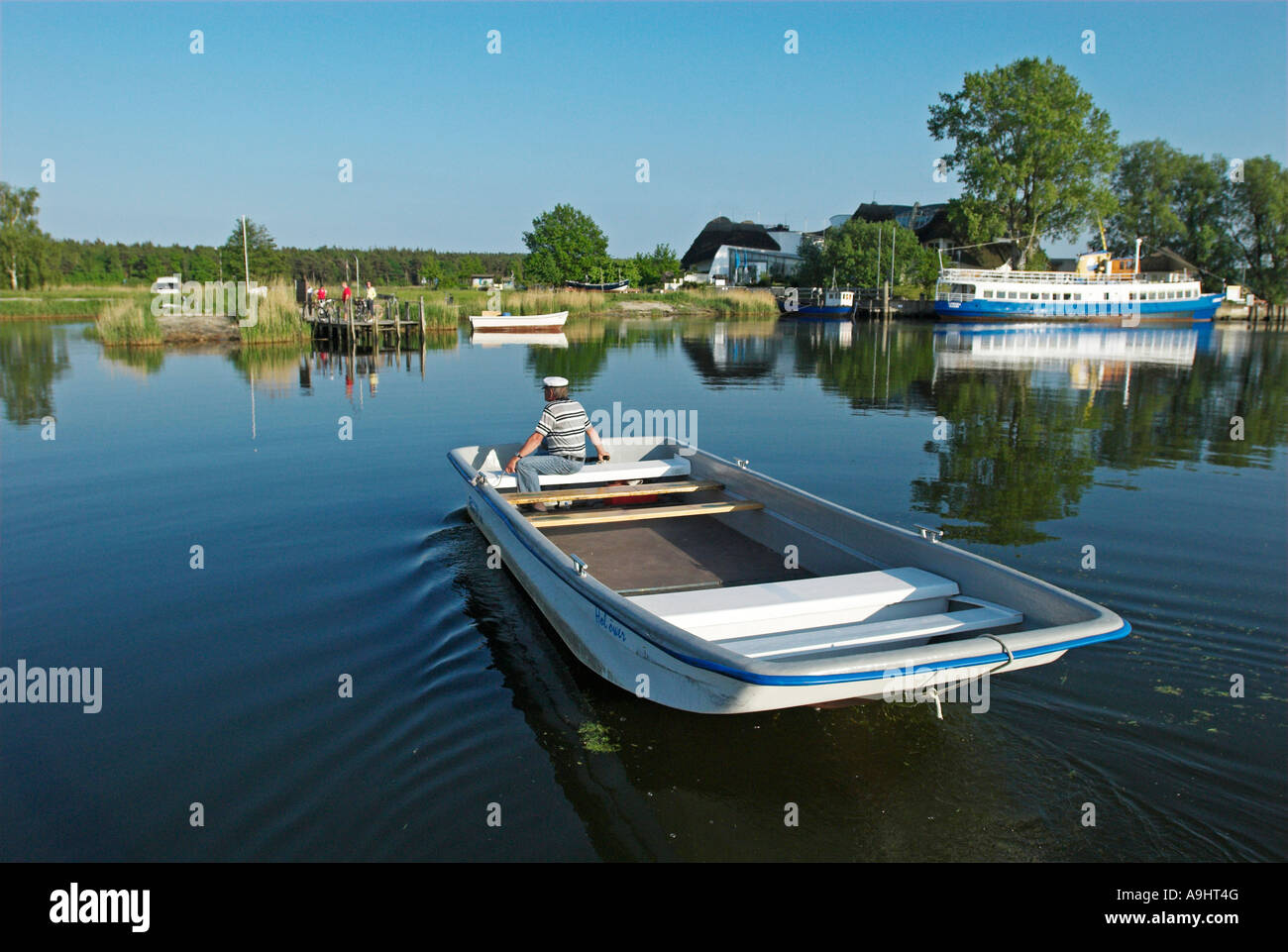 Ferry a la isla de Ruegen, Moritzdorf, Mecklemburgo Pomerania Occidental Foto de stock