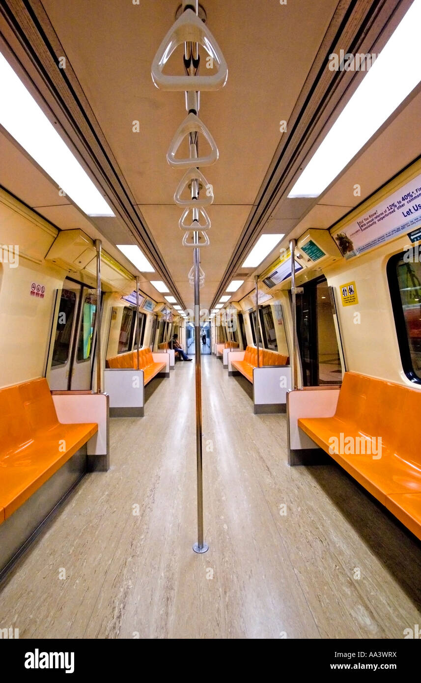 El metro Mass Rapid Transit, Singapur Foto de stock