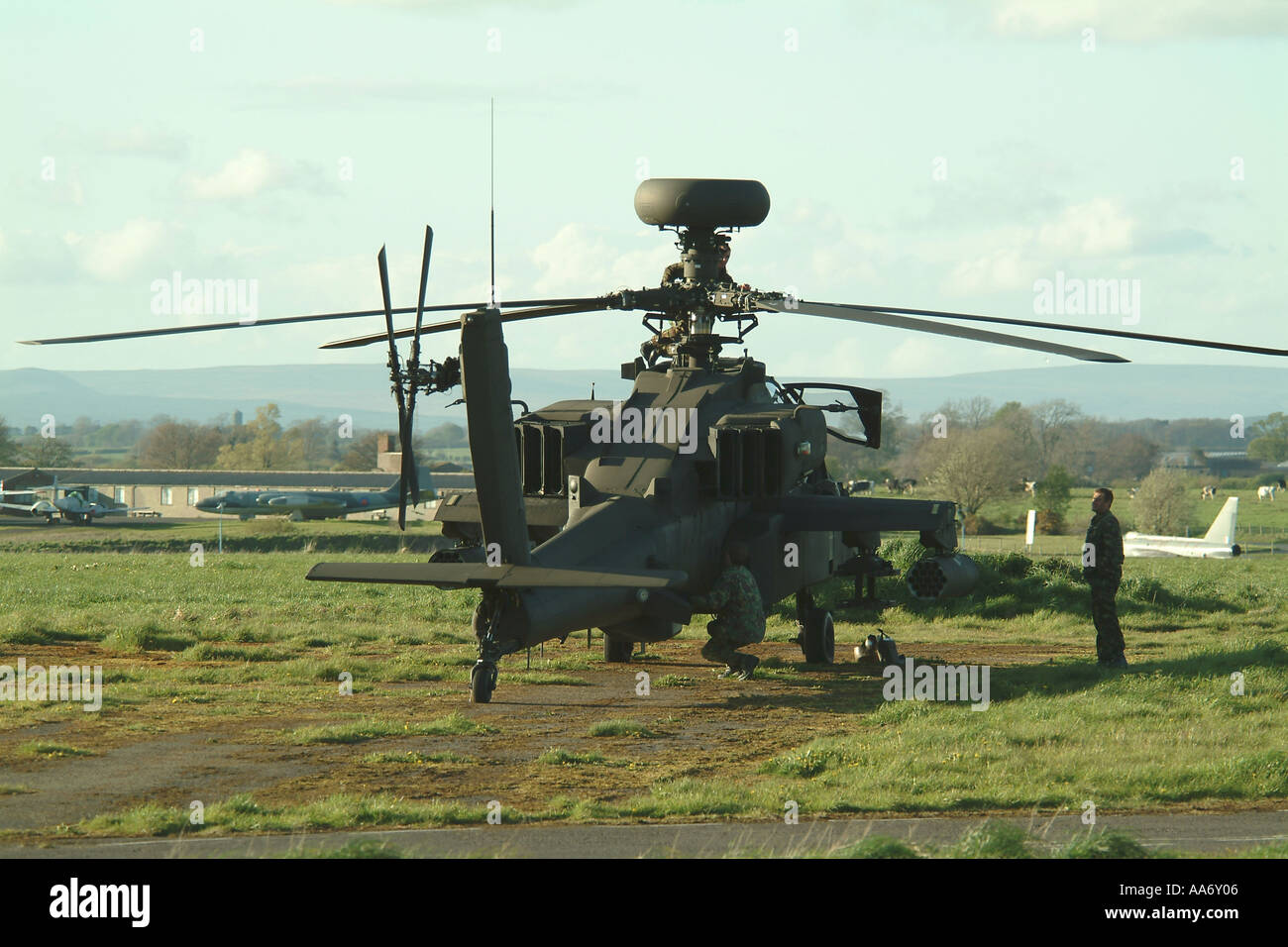 El arco de Apache helicóptero de ataque Westland AH WAH Mk1 64 Ejército Británico Foto de stock
