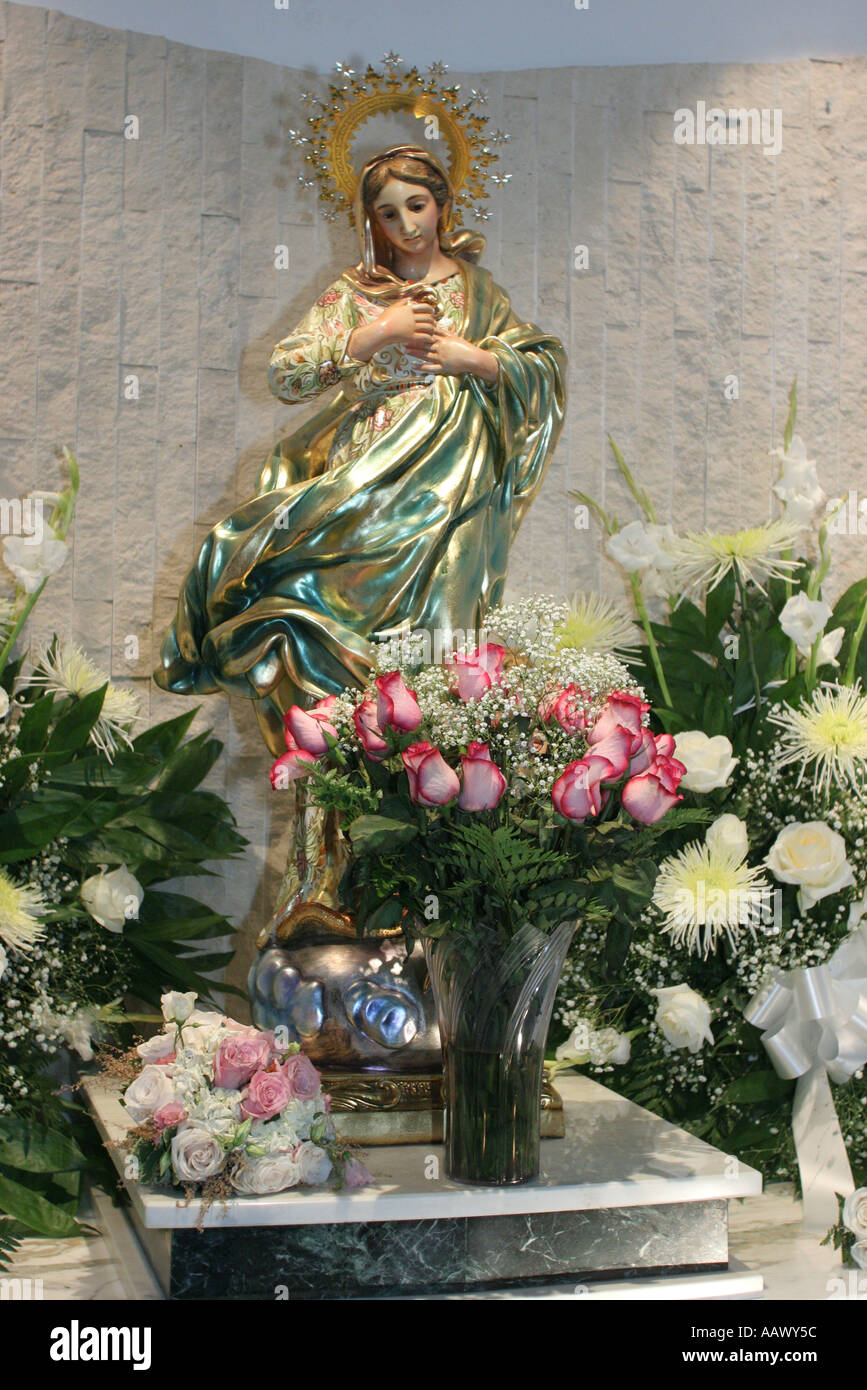 Hialeah inmaculada concepcion iglesia catolica fotografías e imágenes