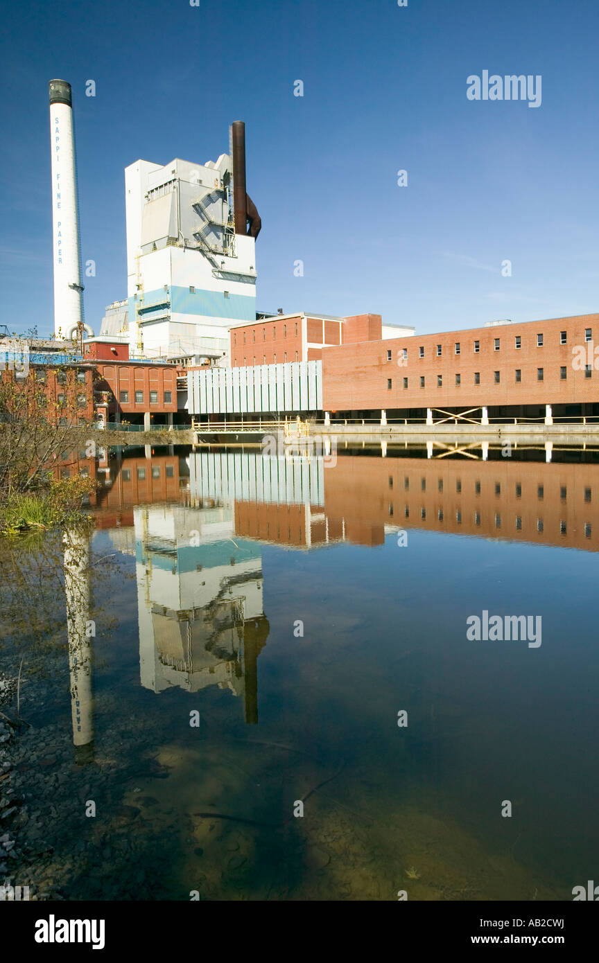 Sappi Fine Paper North America es la principal productora europea de papel  estucado sin madera en la U S Somerset Planta en Skowhegan conmigo  Fotografía de stock - Alamy