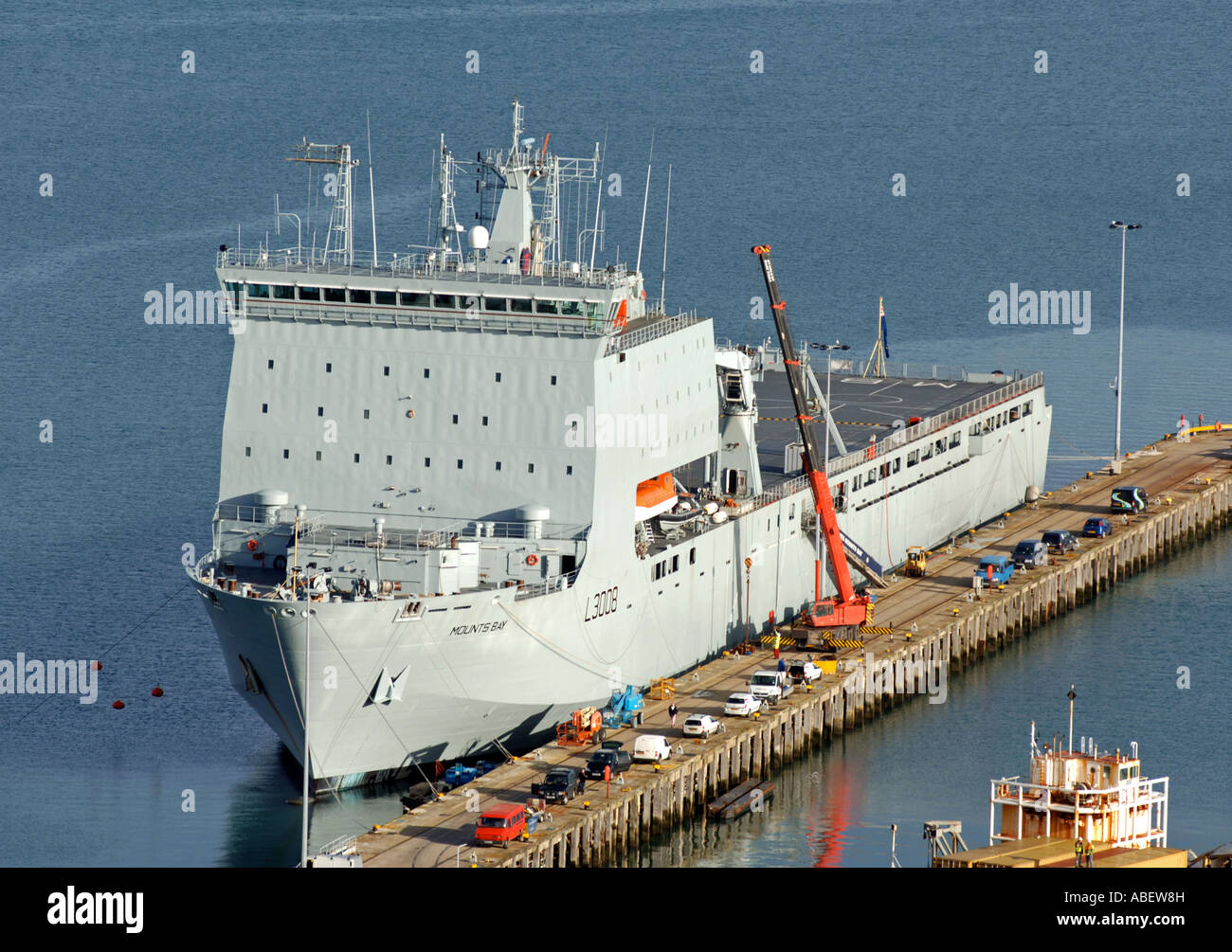 RFA Mounts Bay, el buque auxiliar de la Flota Real RFA Mounts Bay Foto de stock