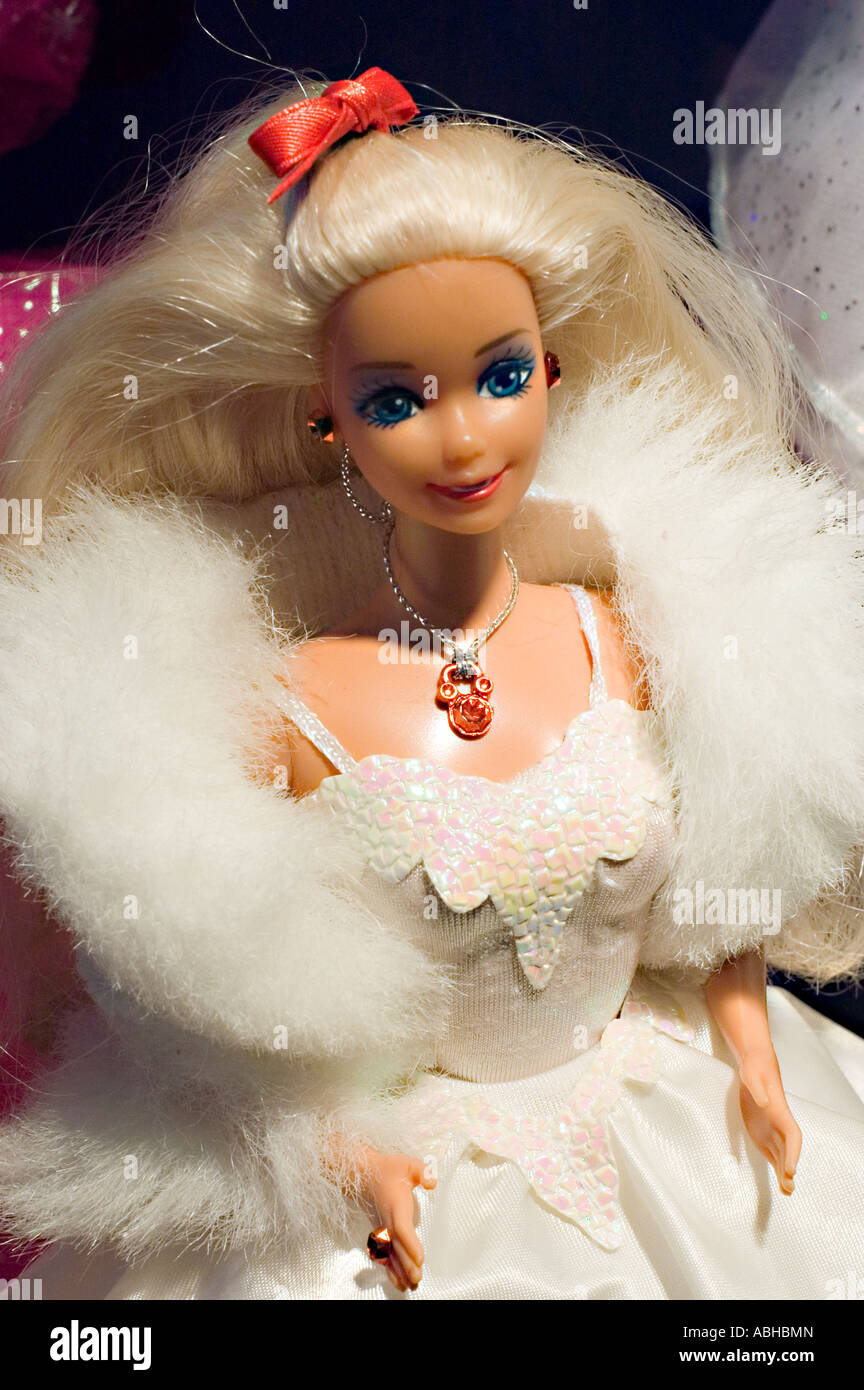Barbie moda 1980 Mattel Barbie muñeca de moda femenina Fotografía de stock  - Alamy