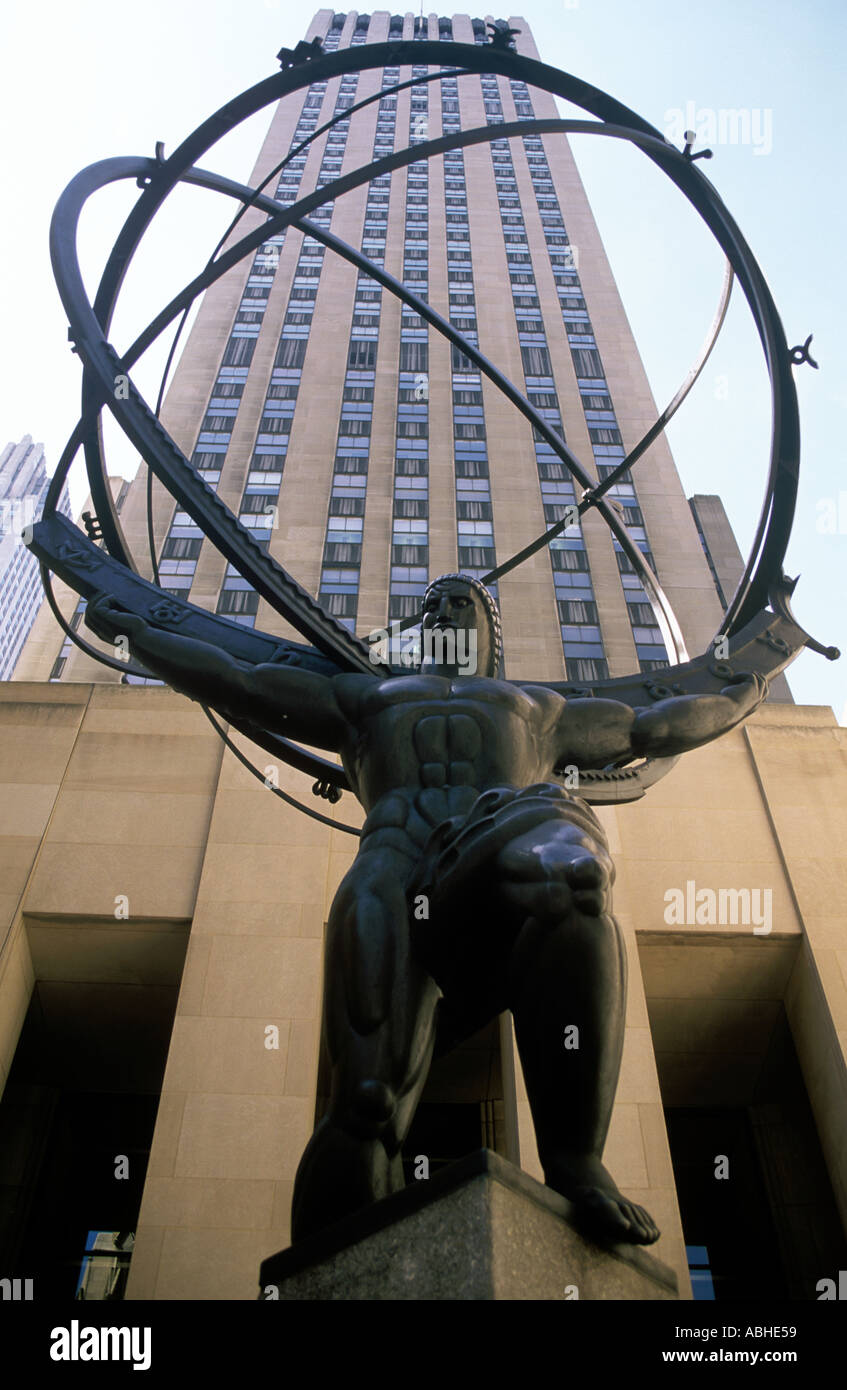 Estatua de Atlas en la 5ª Avenida de Nueva York Foto de stock