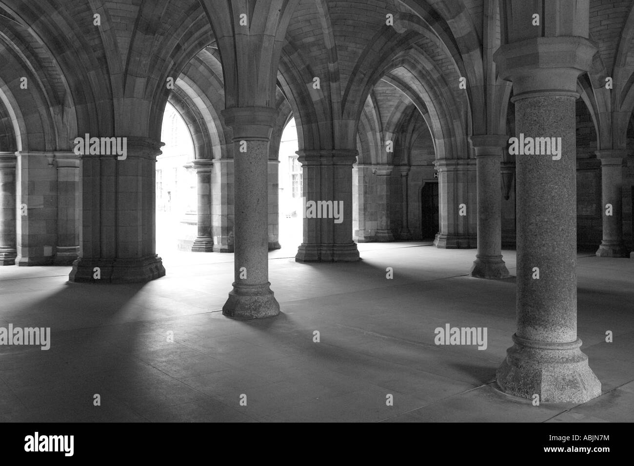 Los claustros de la Universidad de Glasgow, Glasgow, Escocia, Reino Unido Foto de stock