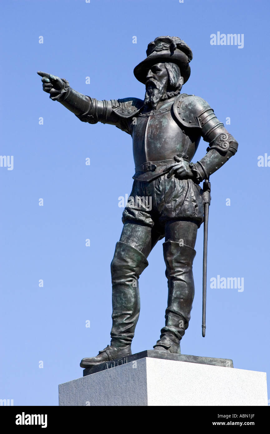 La estatua de Juan Ponce de León, conquistador español descubridor de