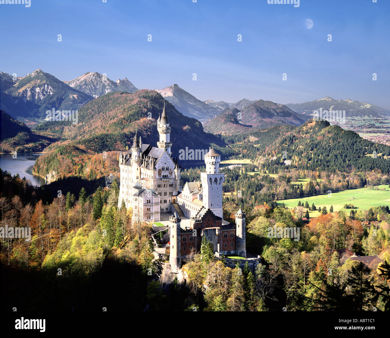 DE - Baviera: el castillo de Neuschwanstein Foto de stock