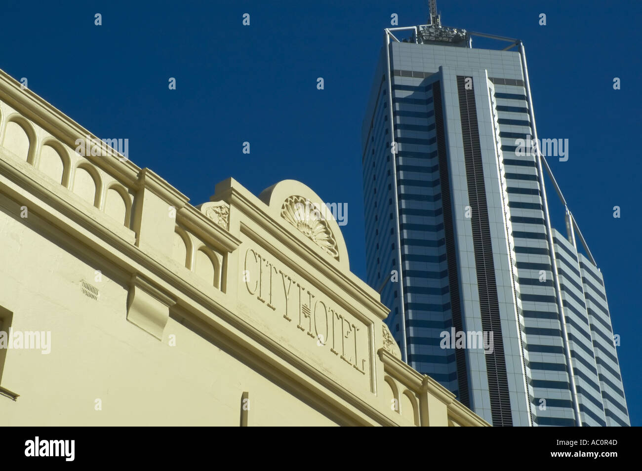 Western Australia Perth contraste de la vieja y nueva arquitectura Foto de stock