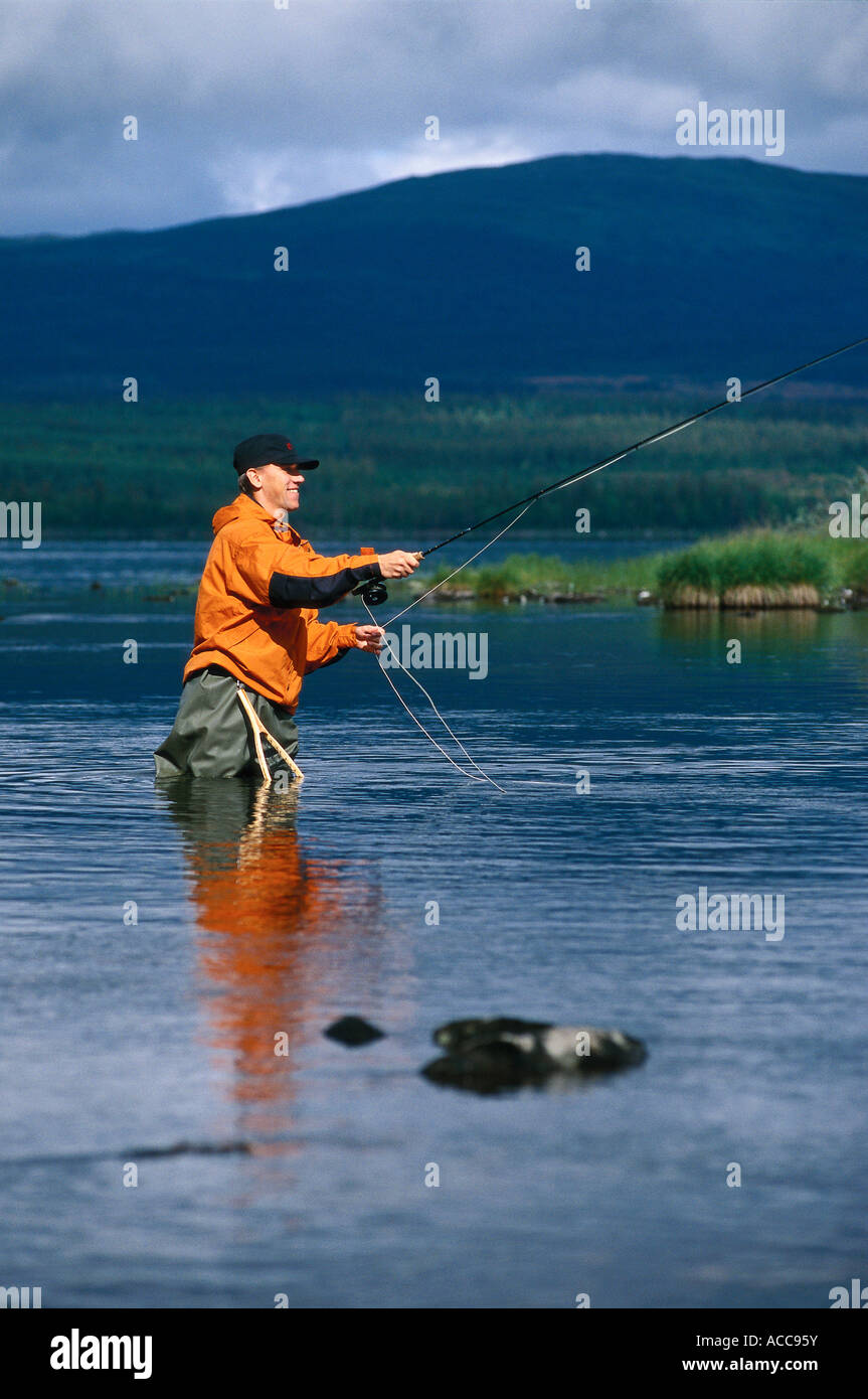 Hombre escandinavo de pesca son de Suecia. Foto de stock
