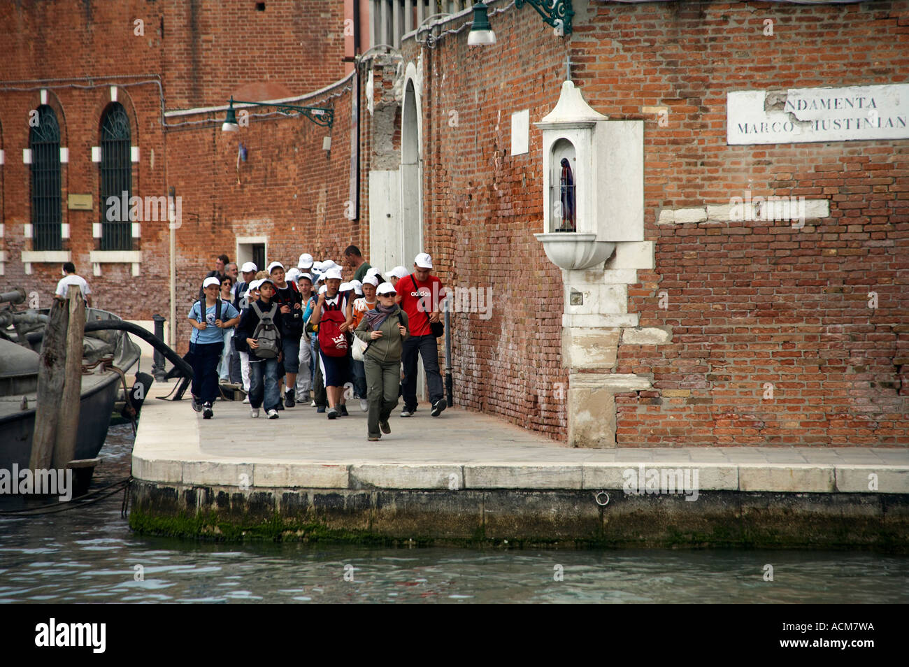 Los niños de la escuela Murano Venecia Italia Fotografía de stock - Alamy