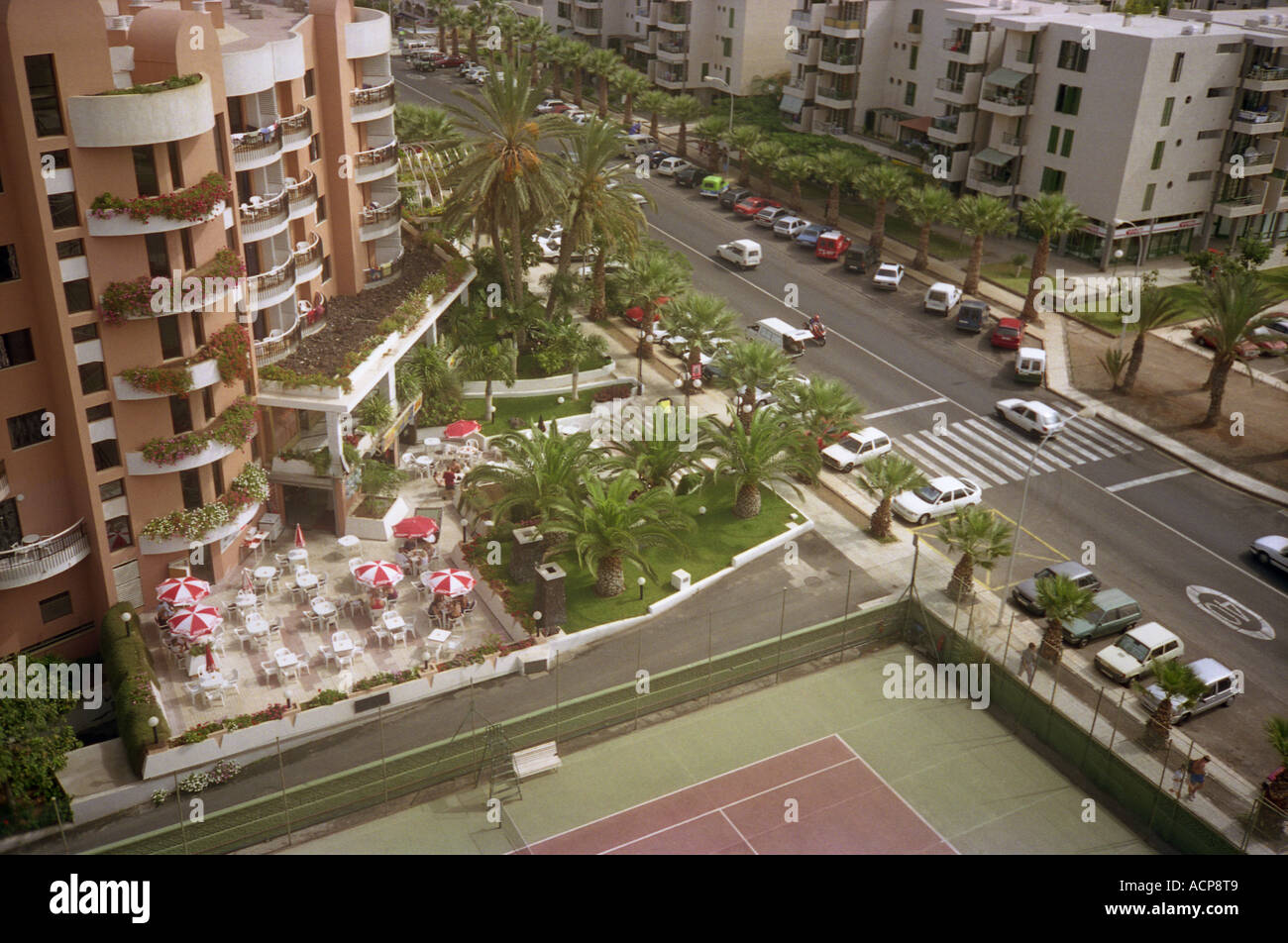 La vista desde la Playa Honda Hotel en Playa de las Americas en Tenerife,  Islas Canarias Fotografía de stock - Alamy