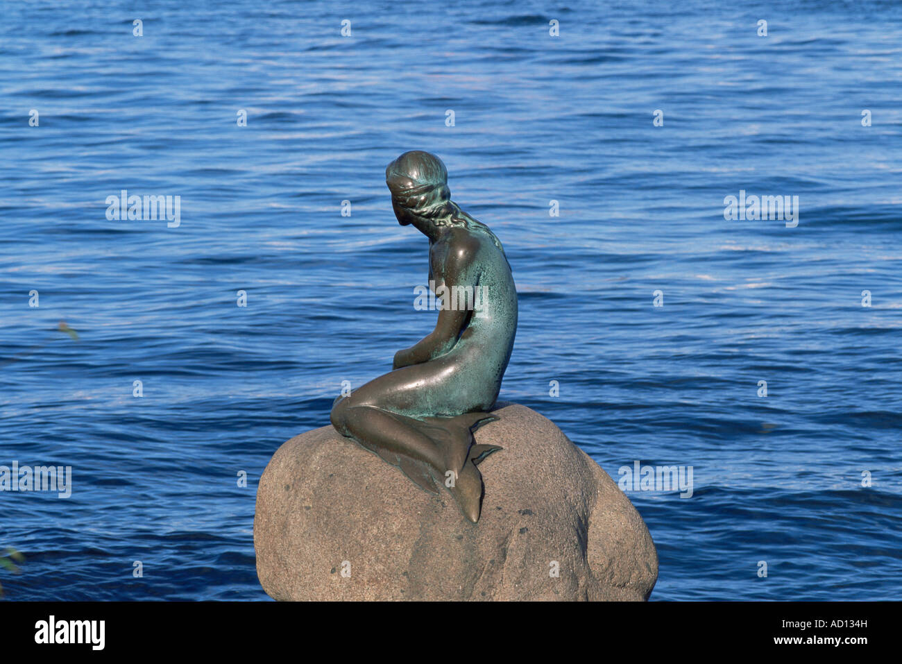 La sirenita de Copenhague, Dinamarca Foto de stock