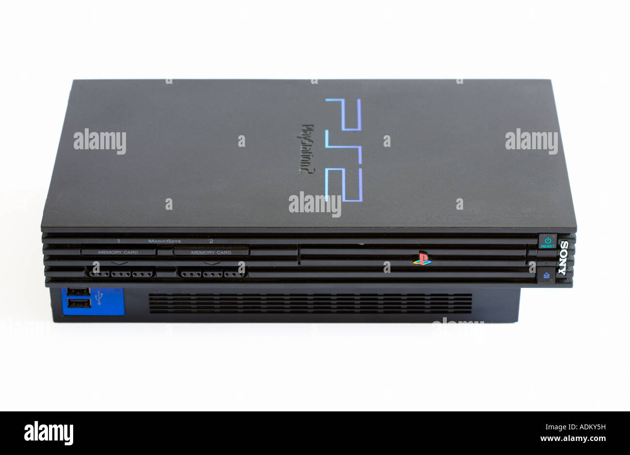 Playstation 2 console fotografías e imágenes de alta resolución - Alamy