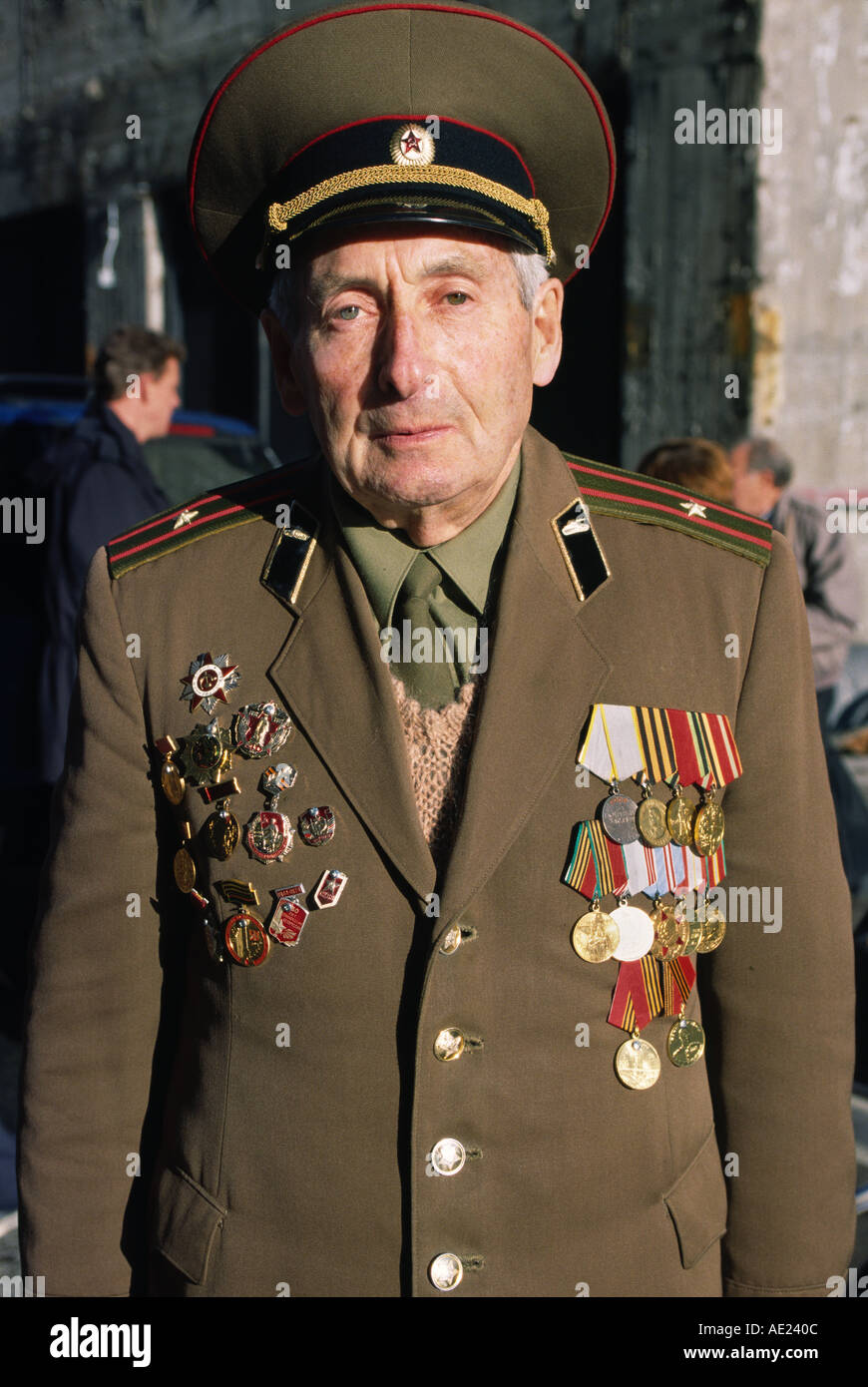 Oficial del Ejército ruso con medallas y condecoraciones Foto de stock