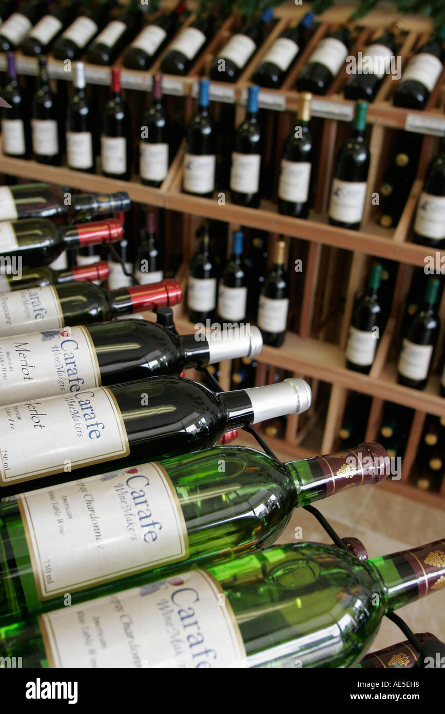 Carafe wine makers fotografías e imágenes de alta resolución Alamy