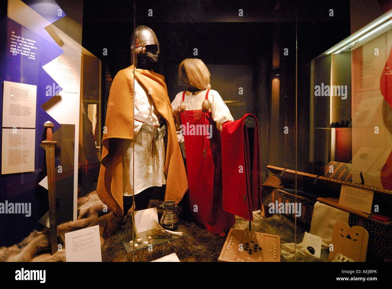 Las prendas de vestir, museo vikingo, Bostad Borg, Lofoten, Nordland, Noruega Foto de stock