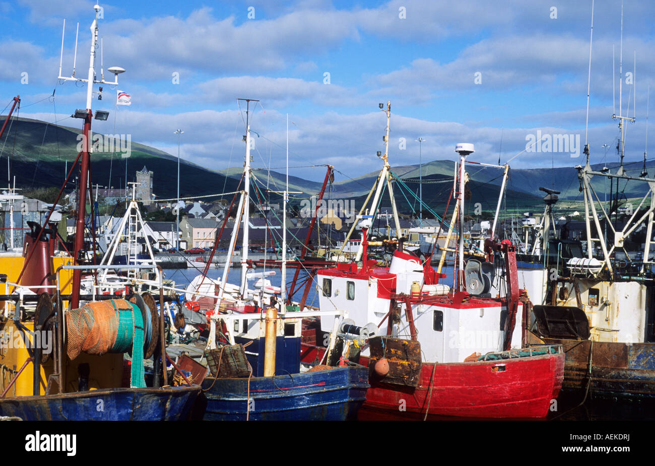 Dingle Puerto Barcos Pesqueros el Condado de Kerry, Irlanda Irlanda Foto de stock