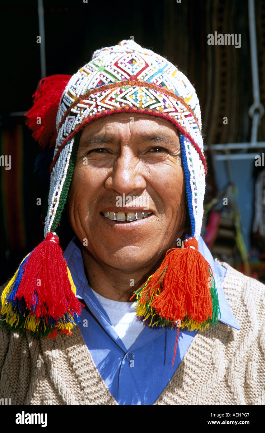 Sombrero peruano caballero fotografías e imágenes de alta resolución - Alamy