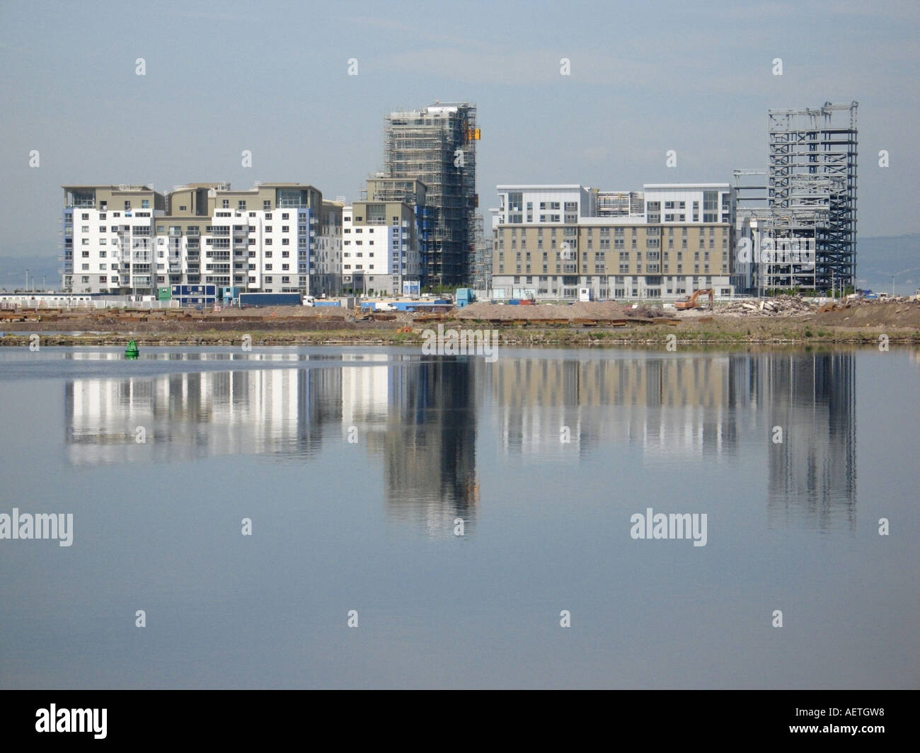 Nuevos desarrollos inmobiliarios en Western Harbour, Leith, Edimburgo, Escocia, Reino Unido. Foto de stock