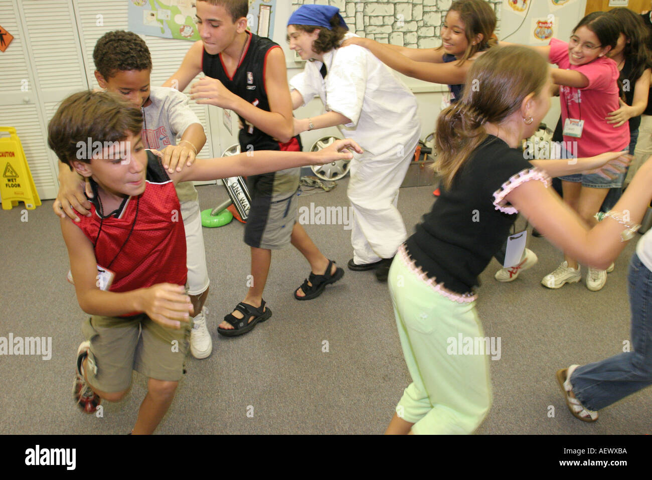 Baile de conga fotografías e imágenes de alta resolución Alamy
