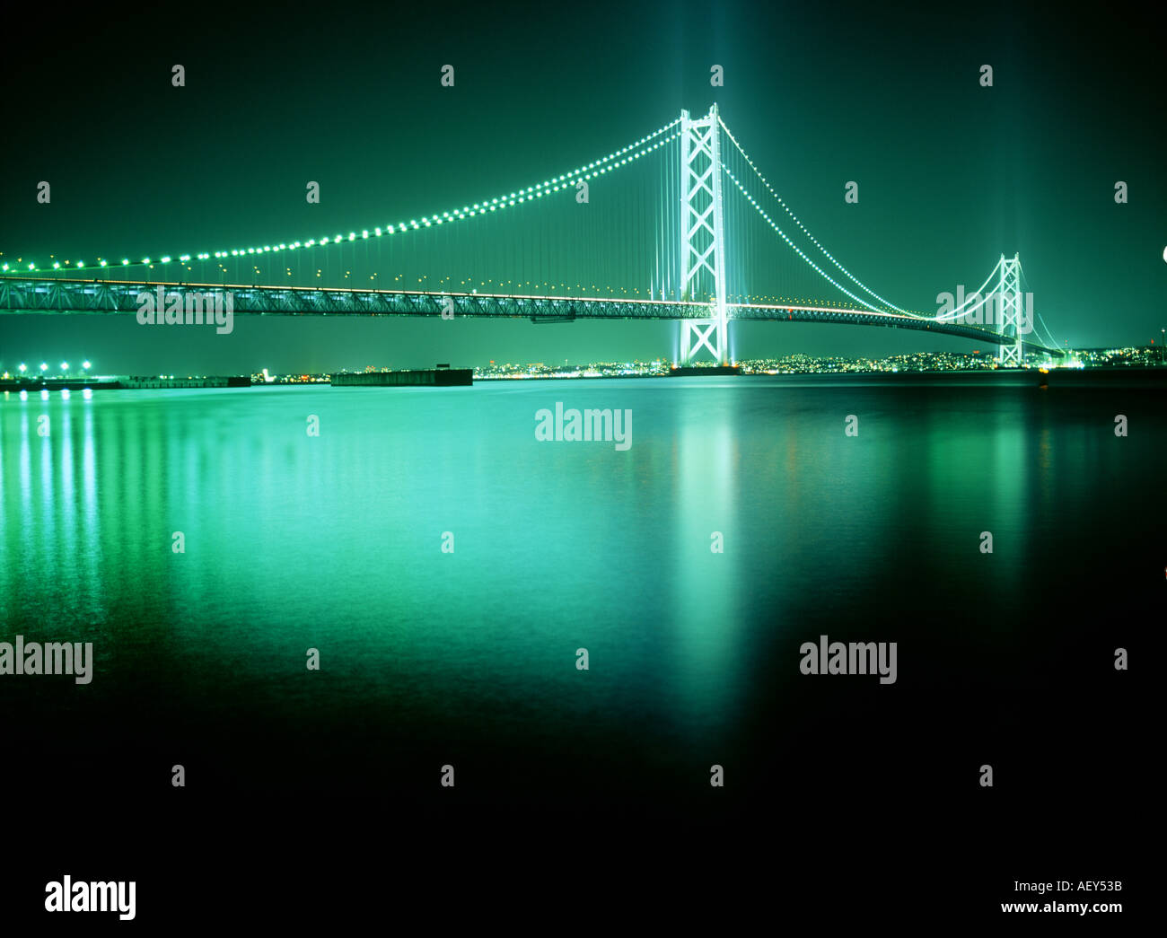 Puente Akashi Kaikyo Puente Perla de Hyogo, Japón Fotografía de stock -  Alamy