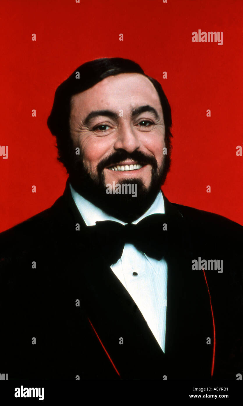 Tenor italiano Luciano Pavarotti Foto de stock