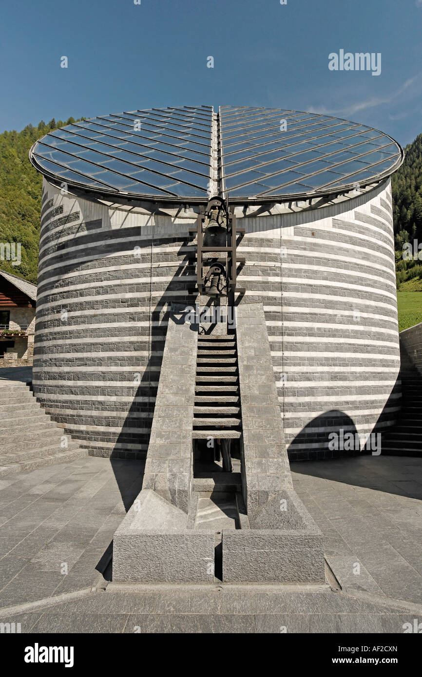 Suiza Ticino Mogno iglesia diseñada por Mario Botta Fotografía de stock - Alamy Suiza Ticino Mogno iglesia diseñada por Mario Botta Fotografía de stock - Alamy