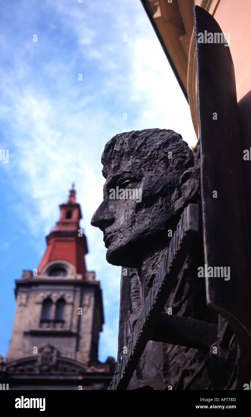 Busto de Franz Kafka Praga Foto de stock